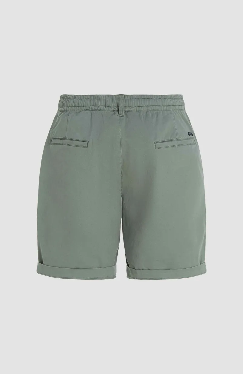 Essentials Chinoshort | Lily Pad