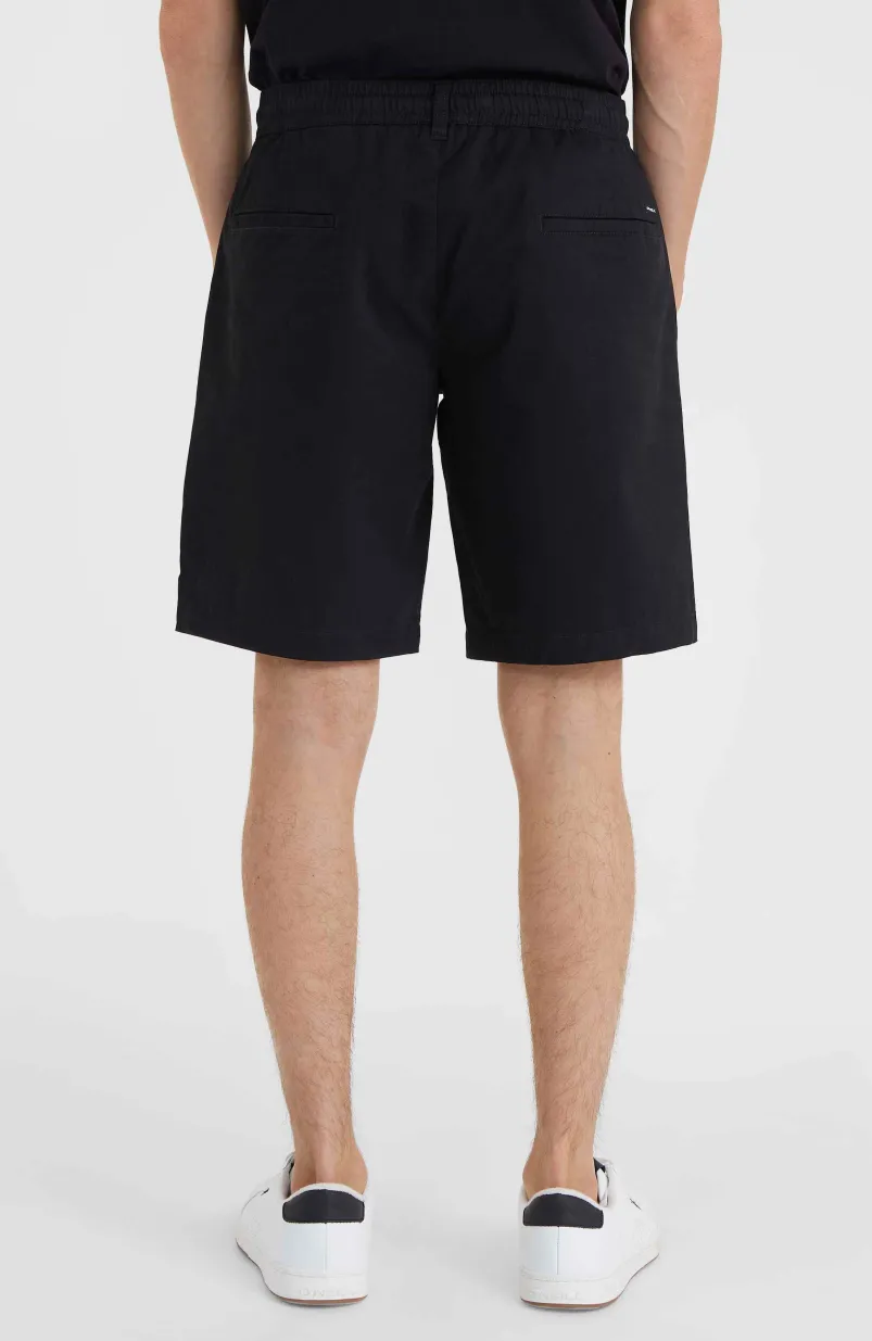Essentials Chinoshort | Raven