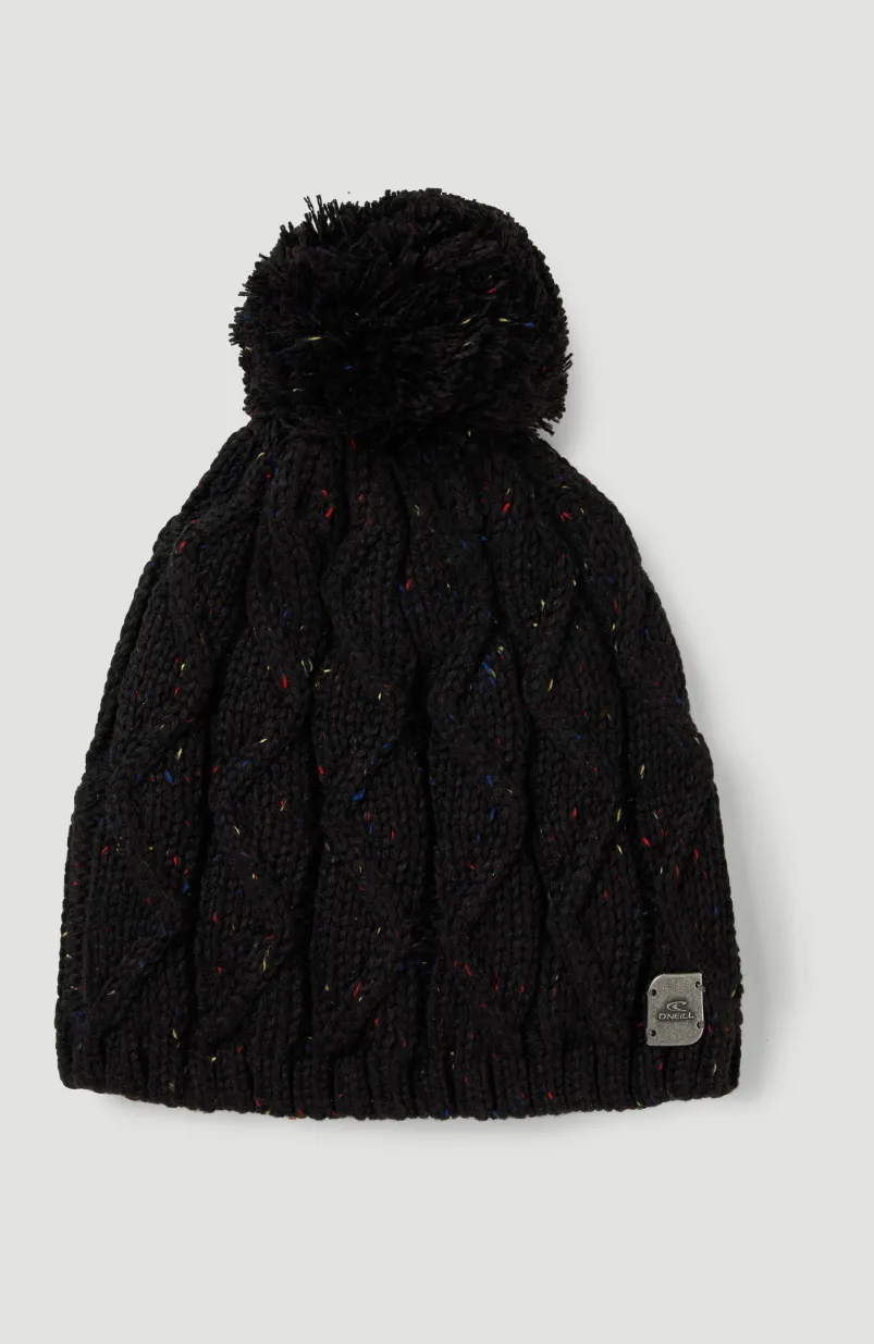 Muts Nora | Black Out