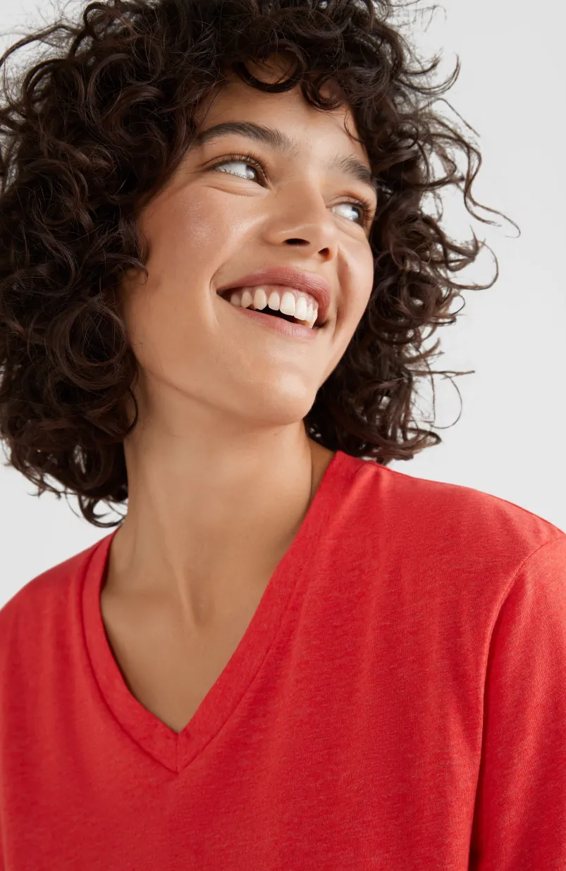 T-shirt Essentials Met V-hals | Sunrise Red